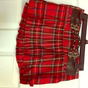 Plaid mini skirt size small.